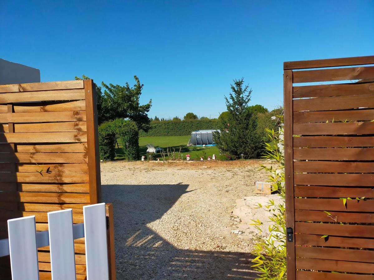 Logement Atypique Arles Eksteriør billede