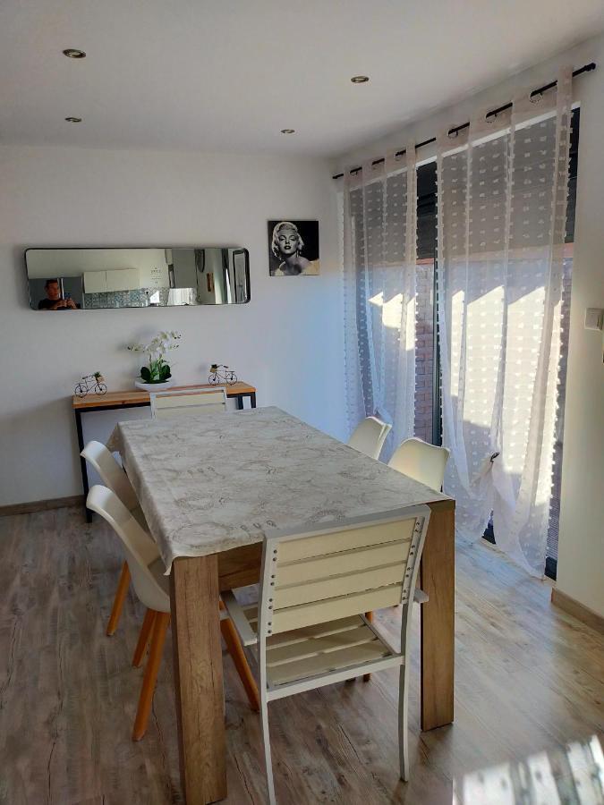 Logement Atypique Arles Eksteriør billede